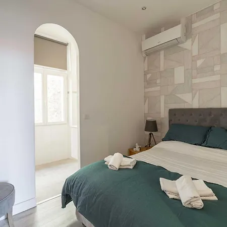 Beautiful Renovated - Near Croisette - 1br 4p * Cannes